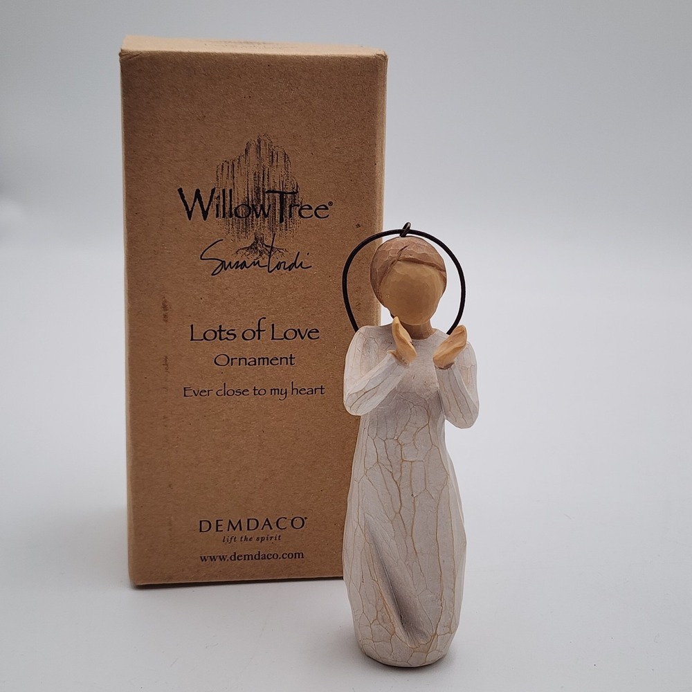 Willow Tree Demdaco "Lots of Love"‎ 2016 Figurine Ornament Susan Lordi- NWT